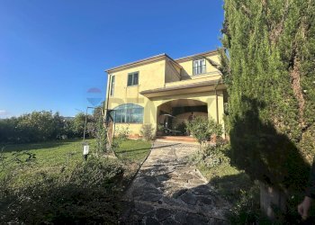 Casa all\'aperto - Casa indipendente C/da Roseto
 
snc, Benevento - foto 2