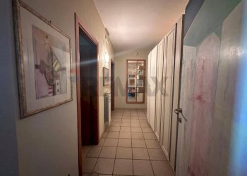 Hall / corridoio - Casa indipendente C/da Roseto
 
snc, Benevento - foto 20