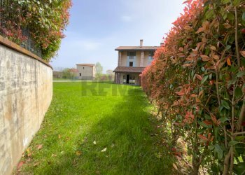 Giardino - Trilocale Via Sant'Isidoro
 
1, Bogogno - foto 20