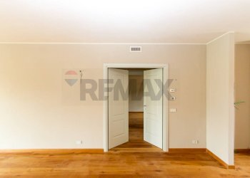 Accesso camere - Trilocale Via Sant'Isidoro
 
1, Bogogno - foto 9