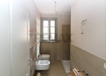 Bagno - Trilocale Via Sant'Isidoro
 
1, Bogogno - foto 12