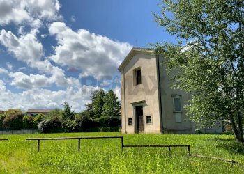 Chiesetta del Carmine - Trilocale Via Sant'Isidoro
 
1, Bogogno - foto 13