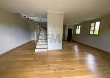 Stanza vuota - Trilocale Via Sant'Isidoro
 
1, Bogogno - foto 28