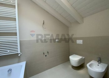 Bagno - Bilocale Via Sant'Isidoro
 
1, Bogogno - foto 20