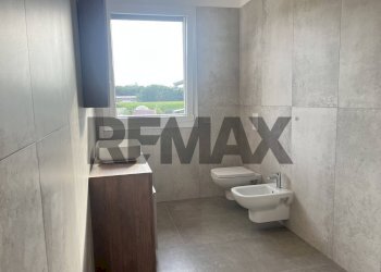 Bagno - Trilocale BOCCACCIO
 
12, Cassano Magnago - foto 7