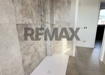 Bagno - Trilocale BOCCACCIO
 
12, Cassano Magnago - foto 10