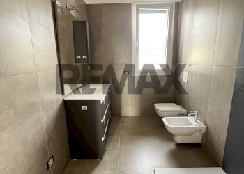 Bagno - Trilocale BOCCACCIO
 
12, Cassano Magnago - foto 12
