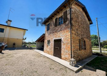 Casa all\'aperto - Casa semi indipendente Via Comugne
 
115, San Michele al Tagliamento - foto 15