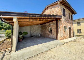 Box e rimessa - Casa semi indipendente Via Comugne
115, San Michele al Tagliamento - foto 18