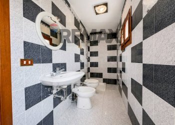 Bagno - Casa semi indipendente Via Judrio
 
3, Padova - foto 13