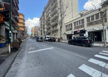 Edificio all\'aperto - Locale Commerciale Via Bernardo Cavallino
63, Napoli - foto 4