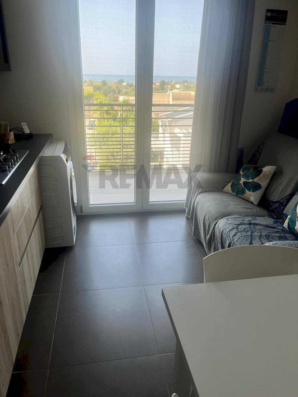 Soggiorno - Three-room apartment Papa Giovanni II
 
76, Carini - photo 1