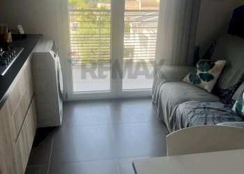 Soggiorno - Three-room apartment Papa Giovanni II
 
76, Carini - photo 1