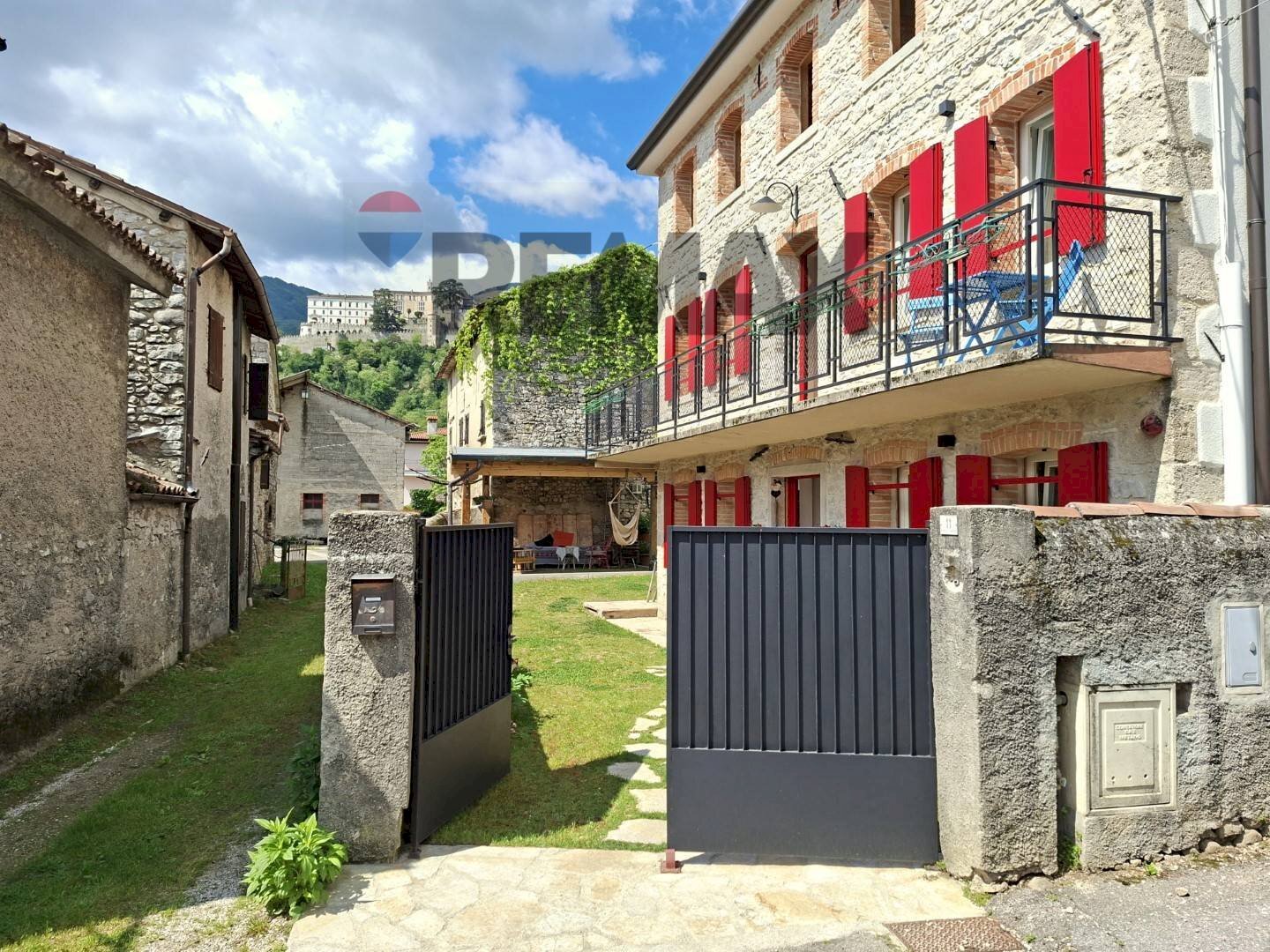 Casa all\'aperto - Casa indipendente Vicolo Galileo Galilei
 
11, Cison di Valmarino - foto 1