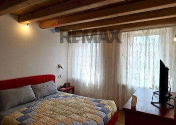 Camera / camera da letto - Casa indipendente Vicolo Galileo Galilei
 
11, Cison di Valmarino - foto 32