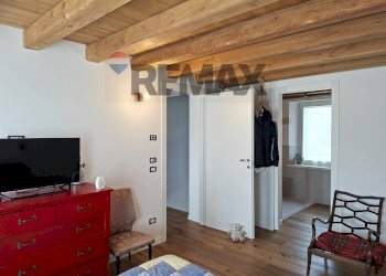 Camera / camera da letto - Casa indipendente Vicolo Galileo Galilei
 
11, Cison di Valmarino - foto 33