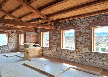 Sala da pranzo - Casa indipendente Vicolo Galileo Galilei
 
11, Cison di Valmarino - foto 36