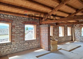 Stanza vuota - Casa indipendente Vicolo Galileo Galilei
 
11, Cison di Valmarino - foto 37