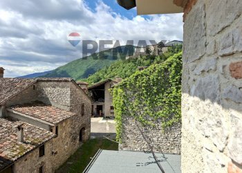 Vista delle montagne - Casa indipendente Vicolo Galileo Galilei
 
11, Cison di Valmarino - foto 40
