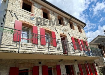 Edificio all\'aperto - Casa indipendente Vicolo Galileo Galilei
 
11, Cison di Valmarino - foto 44