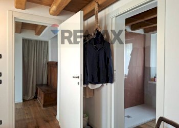 Hall / corridoio - Casa indipendente Vicolo Galileo Galilei
 
11, Cison di Valmarino - foto 49