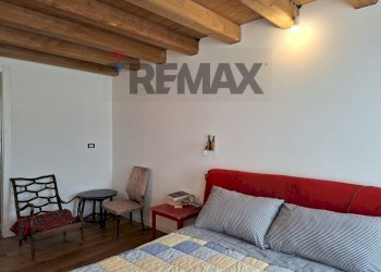 Camera / camera da letto - Casa indipendente Vicolo Galileo Galilei
 
11, Cison di Valmarino - foto 52