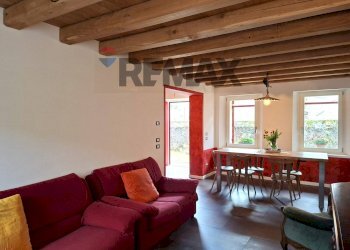 Sala da pranzo - Casa indipendente Vicolo Galileo Galilei
 
11, Cison di Valmarino - foto 65