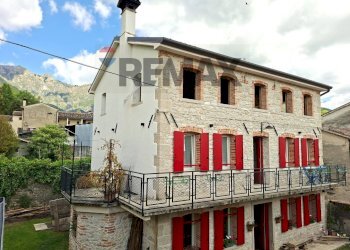 Casa all\'aperto - Casa indipendente Vicolo Galileo Galilei
 
11, Cison di Valmarino - foto 73
