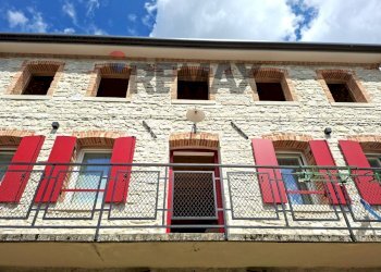 Edificio all\'aperto - Casa indipendente Vicolo Galileo Galilei
 
11, Cison di Valmarino - foto 84