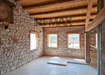 Stanza vuota - Casa indipendente Vicolo Galileo Galilei
 
11, Cison di Valmarino - foto 94