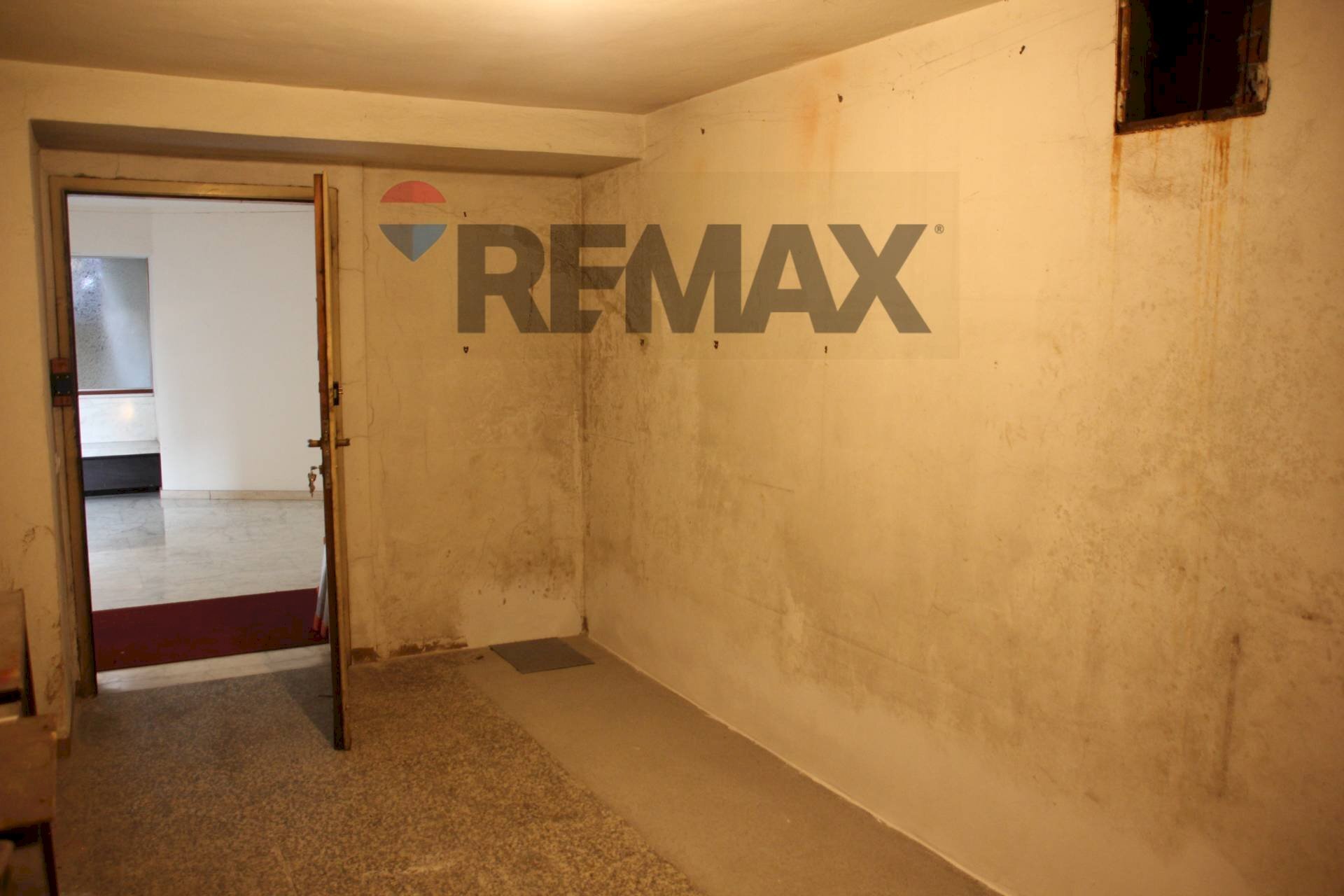 Stanza vuota - Cantina / Solaio Via Don Giovanni Minzoni
14, Gallarate - foto 3