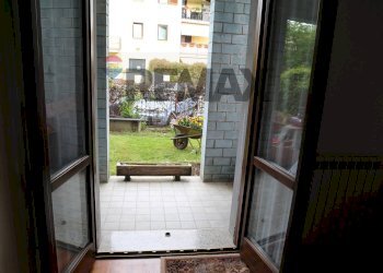 Balcone - Bilocale via Carlo Gazzulli
 
3, Sesto Calende - foto 10
