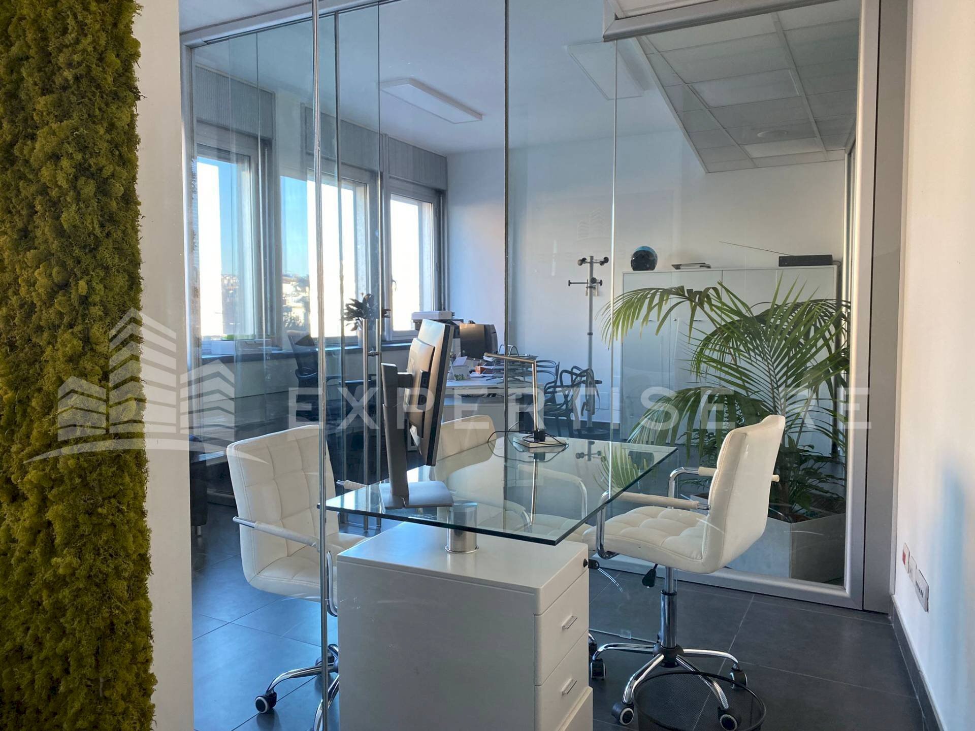 Foto 1 - Office Corso Sicilia
 
105, Catania - photo 1