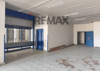 Parcheggio - Commercial Premises Viale Gran Sasso
 
1, Chieti - photo 7