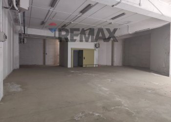 Parcheggio - Commercial Premises Viale Gran Sasso
 
1, Chieti - photo 14
