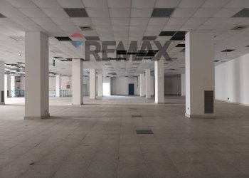 Parcheggio - Commercial Premises Viale Gran Sasso
 
1, Chieti - photo 18
