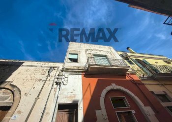 Edificio all\'aperto - Casa indipendente Via Alessandro Volta
 
18, Aradeo - foto 2