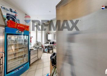 Lavanderia - Cafeteria - Cold Bar corso Italia
 
10, Bordighera - photo 22