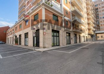 Edificio all\'aperto - Ufficio VIA CANNARSA
 
3-5, Termoli - foto 1