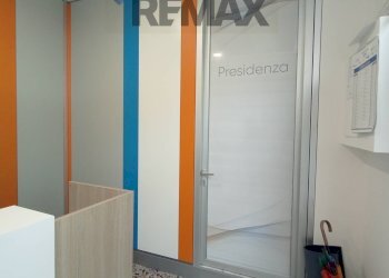 Ingresso - Ufficio VIA CANNARSA
 
3-5, Termoli - foto 12