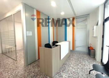 Hall / corridoio - Ufficio VIA CANNARSA
 
3-5, Termoli - foto 13