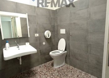 Bagno - Ufficio VIA CANNARSA
 
3-5, Termoli - foto 30