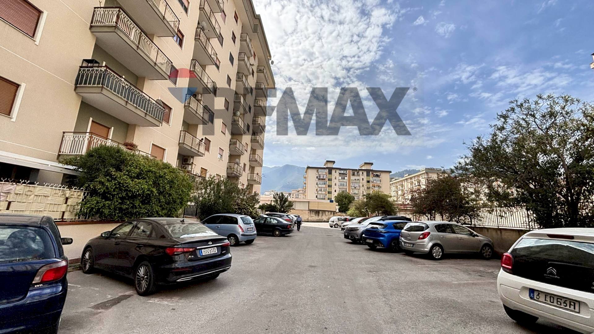 Edificio all\'aperto - Quadrilocale Via Orsa Maggiore
 
106, Palermo - foto 1