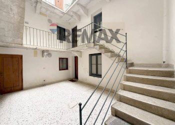 Scale - Three-room apartment Via Carolina
 
8, Trapani - photo 4