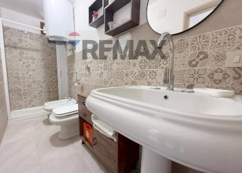 Bagno - Three-room apartment Via Carolina
 
8, Trapani - photo 28