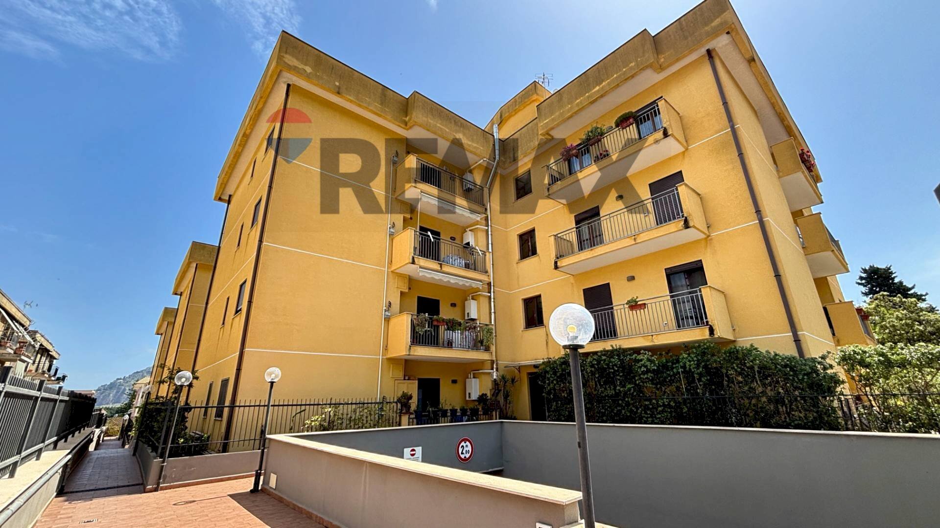 Edificio all\'aperto - Four-room apartment Via San Lorenzo
 
291/C, Palermo - photo 1
