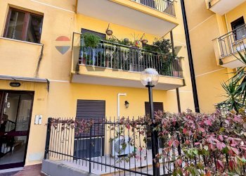Edificio all\'aperto - Four-room apartment Via San Lorenzo
 
291/C, Palermo - photo 5