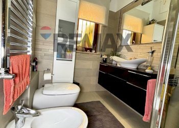 Bagno - Four-room apartment Via San Lorenzo
 
291/C, Palermo - photo 32