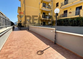 Terrazza - Four-room apartment Via San Lorenzo
 
291/C, Palermo - photo 39