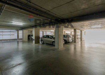 Parcheggio - Trilocale Via Ruggiero Leoncavallo
 
16/14, Bari - foto 13